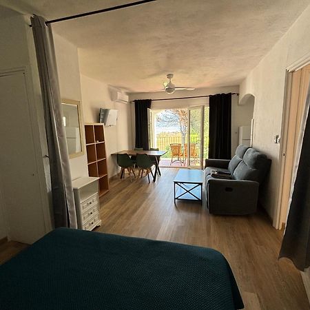 Residence Punta Paliagi Калкатоджио Екстериор снимка