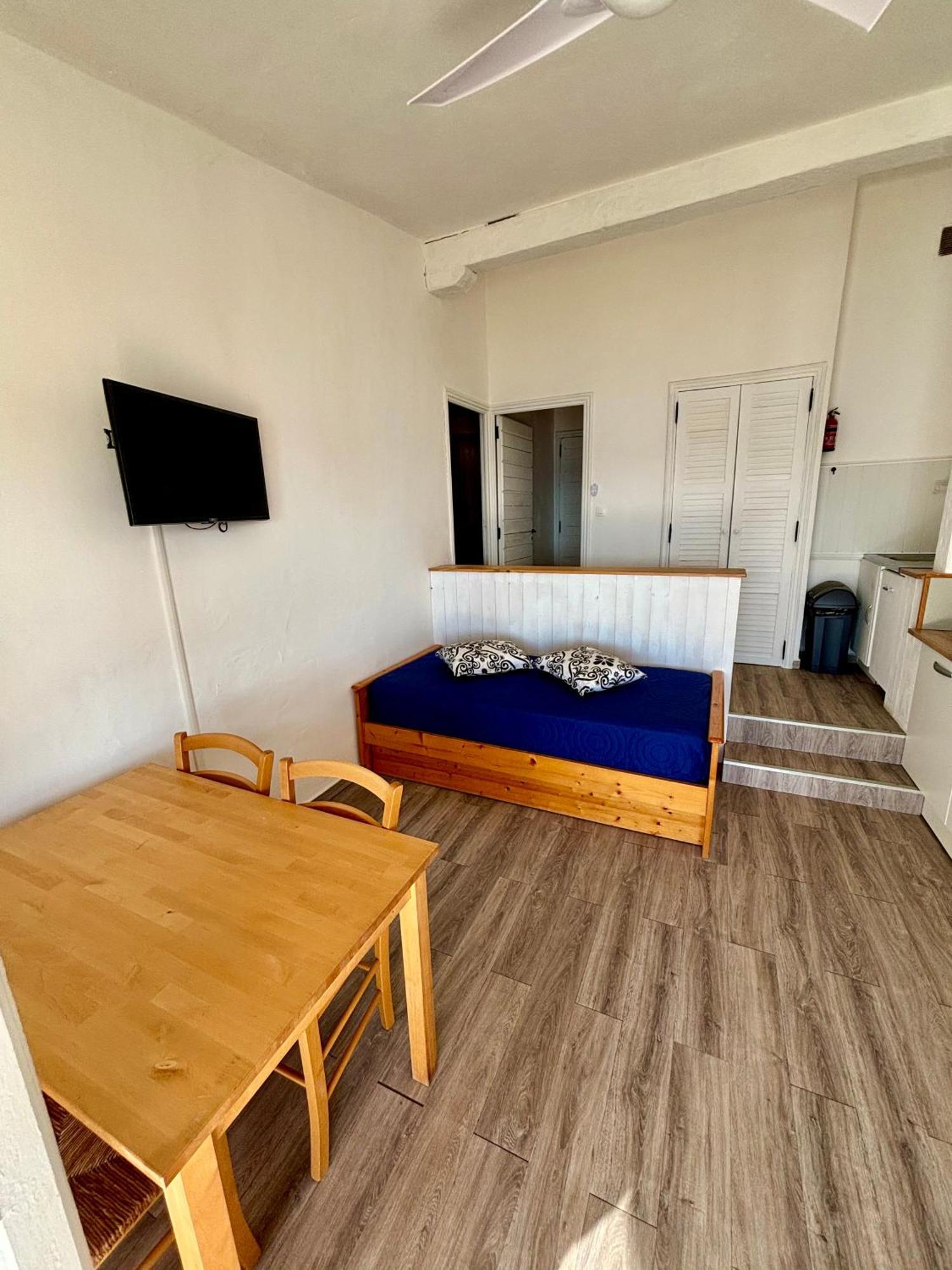 Residence Punta Paliagi Калкатоджио Екстериор снимка