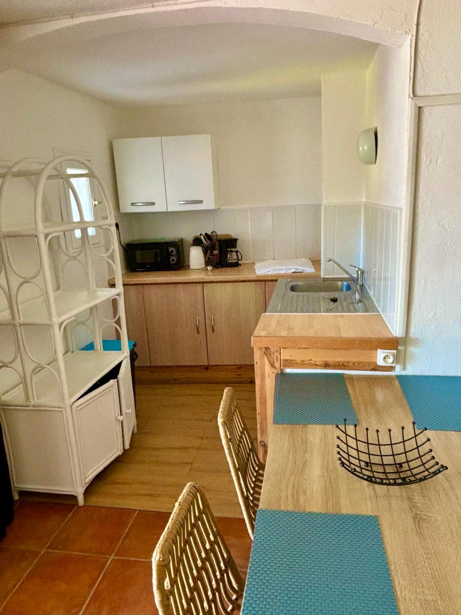 Residence Punta Paliagi Калкатоджио Стая снимка